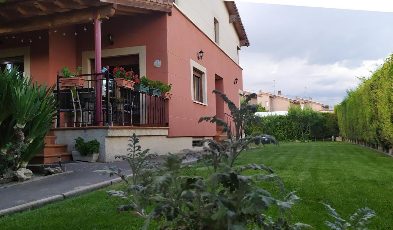 Maison d'hôtes Cuarenta Y Ocho Luces à Burgo Extérieur photo